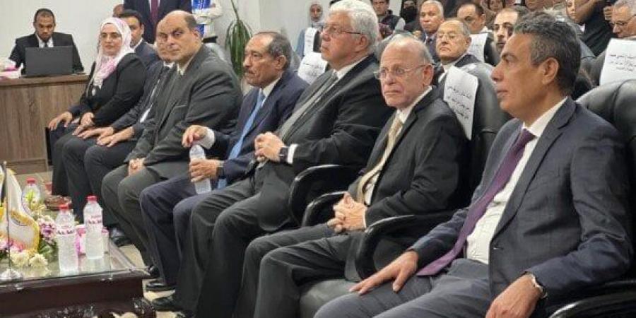 عاشور: مليون طالب يدرسون بالمعاهد العليا ودورها لا يقل أهمية عن الجامعات - الكويت الاخباري