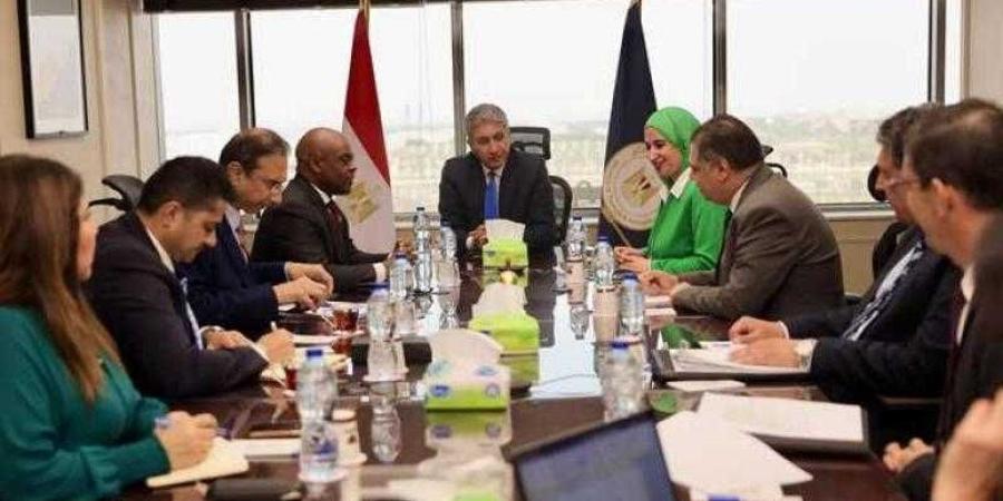 وزير السياحة يلتقي سكرتير عام منظمة الدول الثماني النامية للتعاون الاقتصادي D8 - الكويت الاخباري