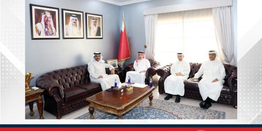 أكد أهمية تعزيز التعاون والتنسيق المشترك ..محافظ العاصمة يبحث الاحتياجات الخدمية مع "الأمانة" - الكويت الاخباري