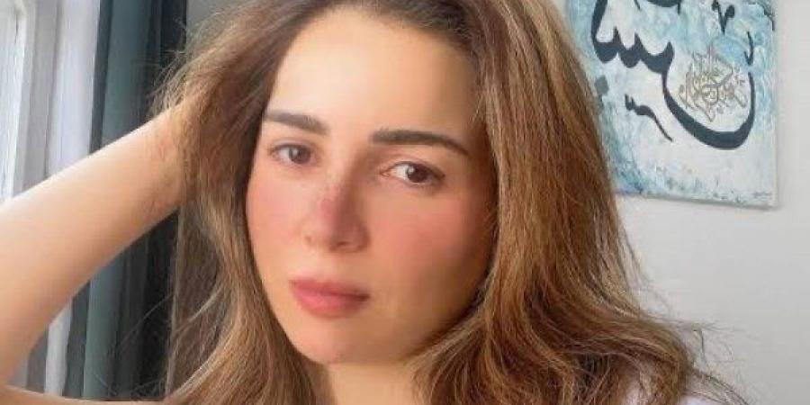 زيت وصابون.. مي عز الدين تكشف عن سر نضارة بشرتها - الكويت الاخباري