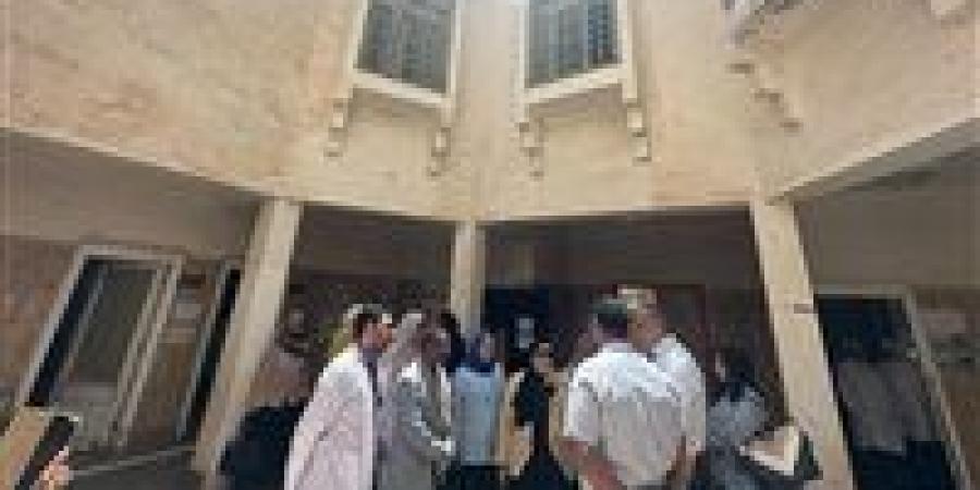 قطاع الرعاية الأساسية يتابع جودة الخدمات الصحية بعدد من الوحدات ومراكز طب الأسرة بأسوان - الكويت الاخباري