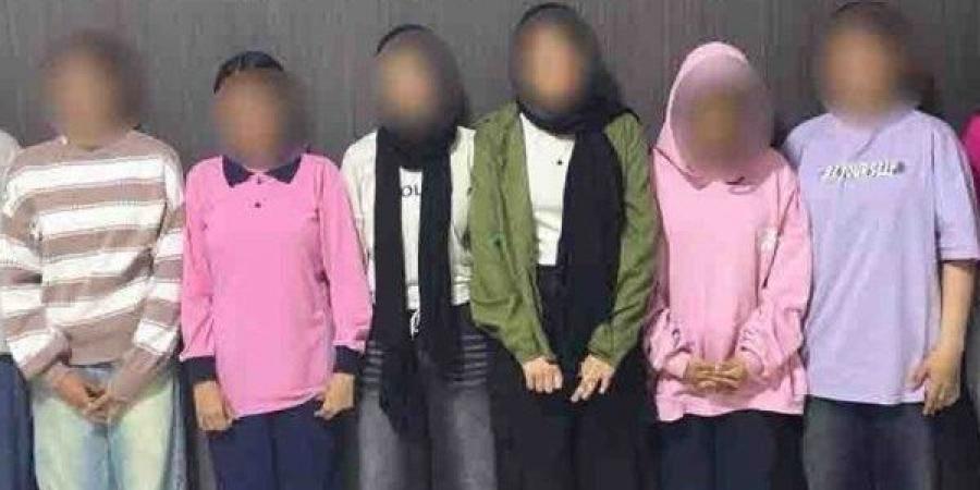 القبض على 8 فتيات تعدين على زميلتهن بالشرقية - الكويت الاخباري