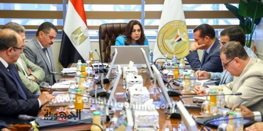 وزيرة التنمية المحلية: متابعة 16 مركزًا تكنولوجيًا في 9 محافظات.. وتشديد الرقابة على ملفات التصالح - الكويت الاخباري