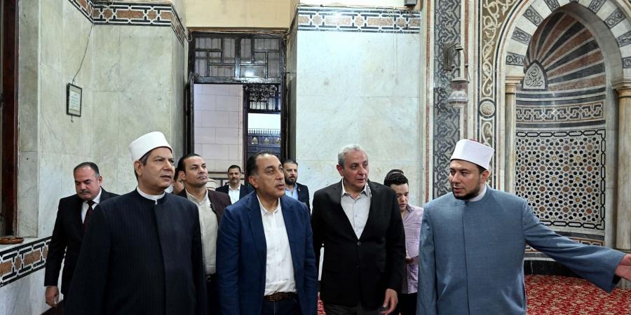 رئيس الوزراء يتفقد أعمال تطوير مسجد السيد البدوي ومحيطه بطنطا - الكويت الاخباري