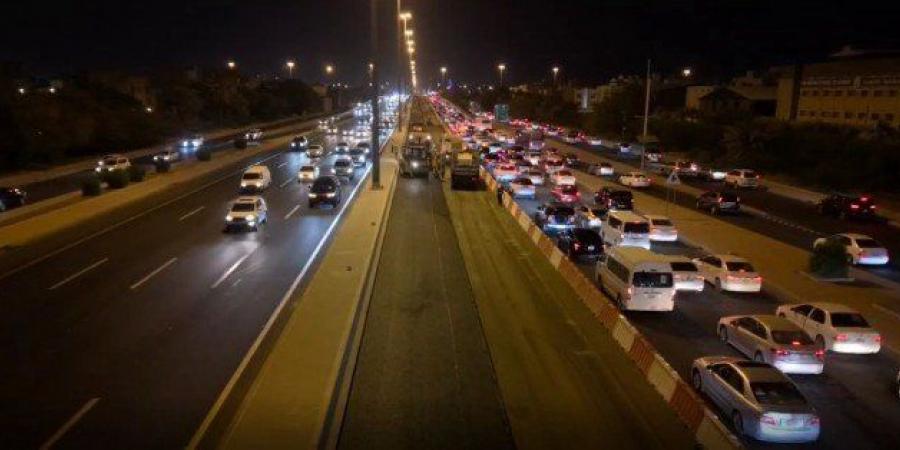 وزير الأشغال الكويتي: أعمال صيانة جذرية لطريق الفحيحيل السريع ضمن العقود الجديدة - الكويت الاخباري