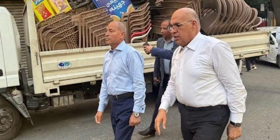 حملة مكبرة  لرفع الإشغالات وغلق المقاهى المخالفة بمنطقة الزمالك - الكويت الاخباري