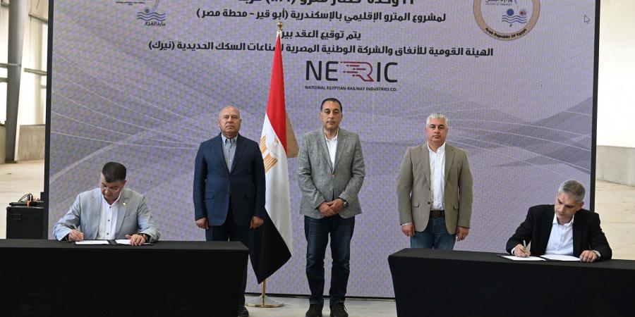 رئيس الوزراء يشهد توقيع اتفاقية عقد توطين وتوريد عدد 21 وحدة قطار مترو - الكويت الاخباري