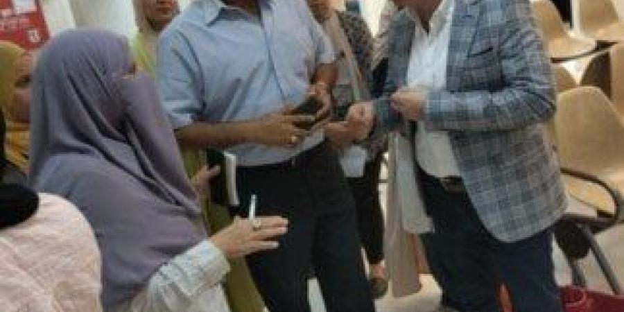 رئيس قطاع الشئون الصحية بالقاهرة يتفقد مركز الـ 100 متر بالشروق و زهرة العاصمة - الكويت الاخباري