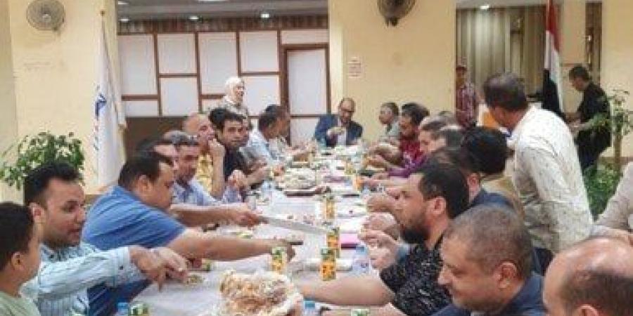 عميد تجارة كفر الشيخ: تماسك الفريق الأكاديمي والإداري «الأساس الحقيقي لأي تقدم» - الكويت الاخباري