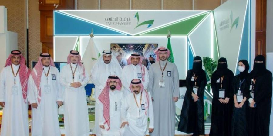 سعود بن نهار يدشن دليل الفرص الاستثمارية بالطائف - الكويت الاخباري