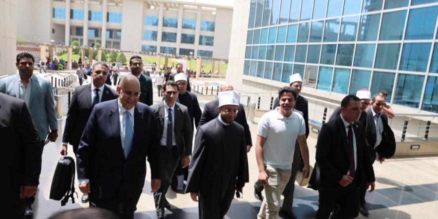 وزير الأوقاف يشارك في صالون جامعة النيل "الشباب وبناء المستقبل" - الكويت الاخباري