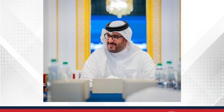 سمو الشيخ عيسى بن سلمان بن حمد يطلع على المخطط التطويري العام لنادي راشد للفروسية وسباق الخيل.. ويؤكد: مواصلة التميّز والتقدم في قطاع سباقات الخيل يتطلب مضاعفة الجهود بما يصب في تعزيز تنافسية القطاع وتحقيق الأهداف والتطلعات المستقبلية - الكويت الاخباري