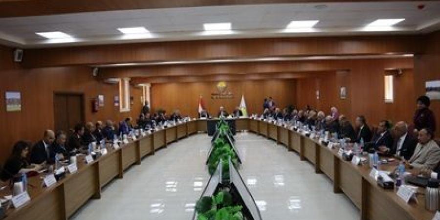 القائمة النهائية للمرشحين لرئاسة 5 جامعات حكومية - الكويت الاخباري