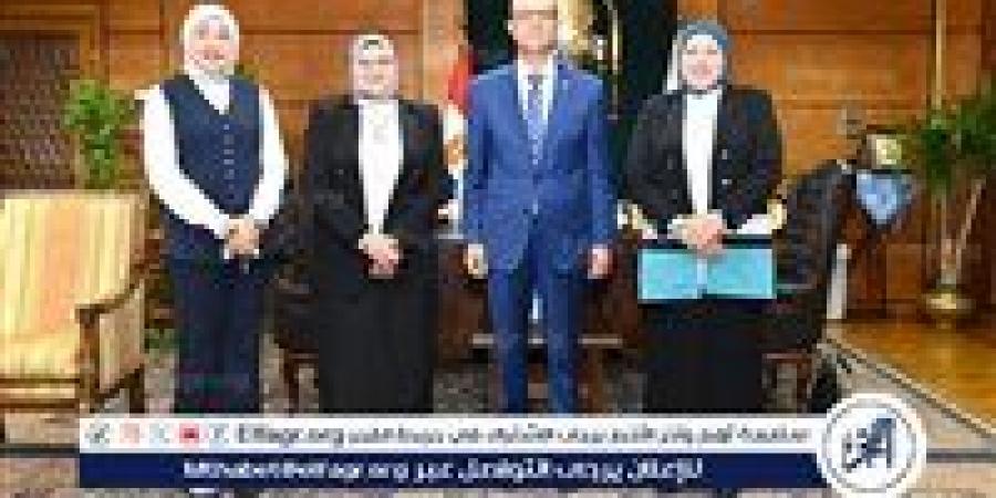 رئيس جامعة أسيوط يترأس لجنة اختيار عميد كلية التربية للطفولة المبكرة بالجامعة - الكويت الاخباري