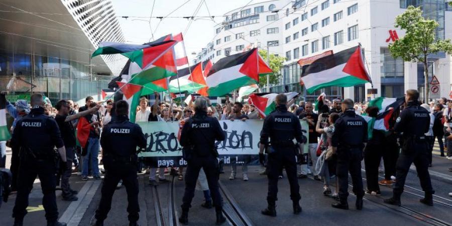 أعلام فلسطين حاضرة في منافسات "يوروفيجن 2025" وسيلين ديون تطل برسالة - الكويت الاخباري