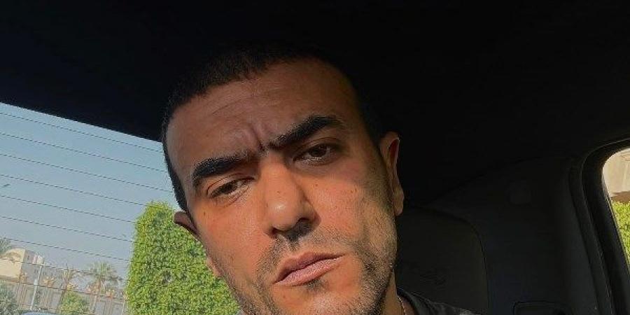 أحمد العوضي يفاجئ جمهوره بإطلالة جديدة ومثيرة عبر فيسبوك - الكويت الاخباري