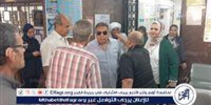 لليوم الثالث على التوالي محافظ الدقهلية في مستشفى التأمين الصحي بجديلة للتأكد من إلتزام الأطباء والعاملين بالحضور مبكرًا - الكويت الاخباري