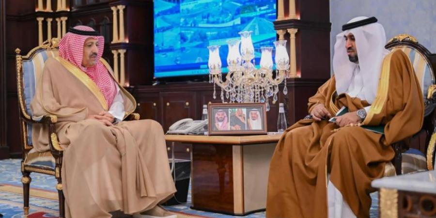 الأمير حسام بن سعود يستقبل رئيس وأعضاء مجلس إدارة غرفة الباحة - الكويت الاخباري