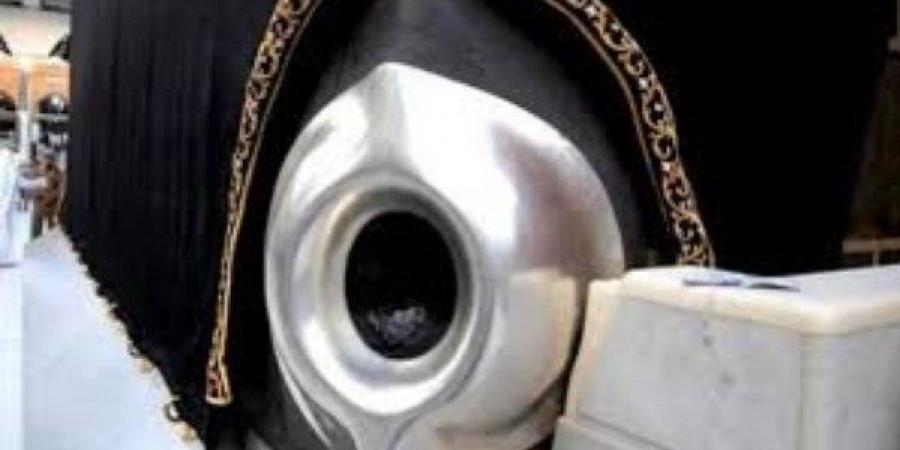 من أين أتى الحجر الأسود؟ .. علي جمعة: هذا الرجل أخذ جزءًا منه - الكويت الاخباري