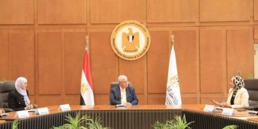 «تطوير التعليم بالوزراء» و«بحوث الإلكترونيات» يوقعان بروتوكول تعاون لتأهيل العمالة الفنية في التكنولوجيا - الكويت الاخباري