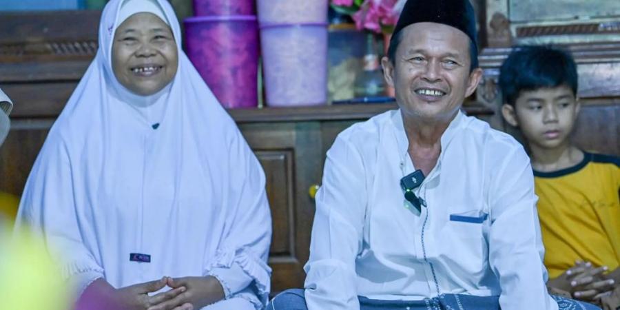 استغرق تحقيق حلمه 40 عامًا.. "طريق مكة" تنقل "ليجيمان" وزوجته إلى الأراضي المقدسة - الكويت الاخباري