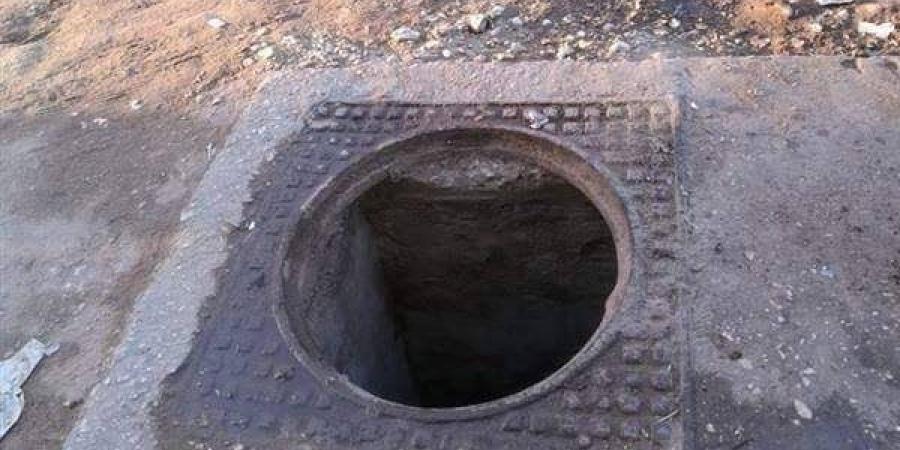 سقوط شخص داخل بلاعة باحدي قري بني سويف - الكويت الاخباري