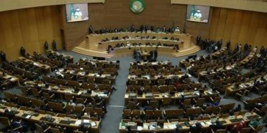 رئيس مفوضية الاتحاد الإفريقى ووزير خارجية البحرين يبحثان تطورات الأوضاع الإقليمية - الكويت الاخباري