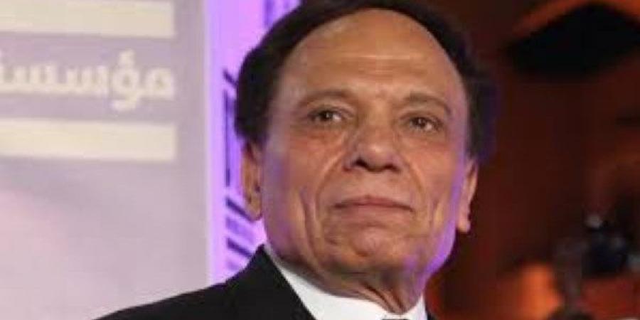 إعلامي تونسي: عادل إمام عابر للأجيال.. والسعادة تاتي بذكر اسمه - الكويت الاخباري