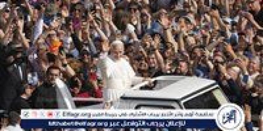 البابا ليو الرابع عشر يبدأ حبريته بجولة بالسيارة الباباوية وسط استقبال حاشد في ساحة القديس بطرس - الكويت الاخباري