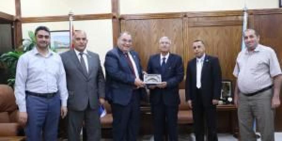 جامعة الزرقاء تعقد محاضرة بعنوان "النقوش والشواهد الأثرية مصدر لكتابة التاريخ" - الكويت الاخباري