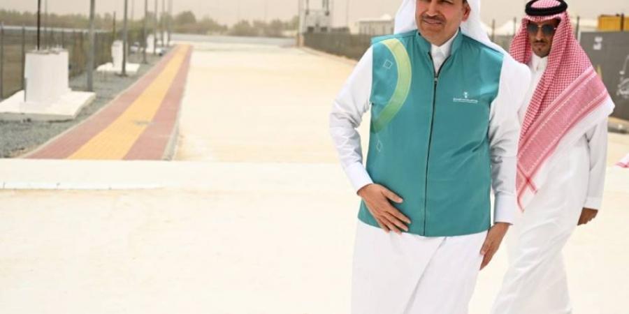 الجاسر يدشن التوسع في مبادرتي الطرق المطاطية والباردة لخدمة ضيوف الرحمن - الكويت الاخباري