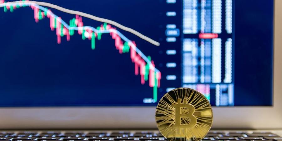 الذهب تحت الضغط والنفط يقفز: ماذا يكشف تقرير المضاربين الأسبوعي؟ - الكويت الاخباري