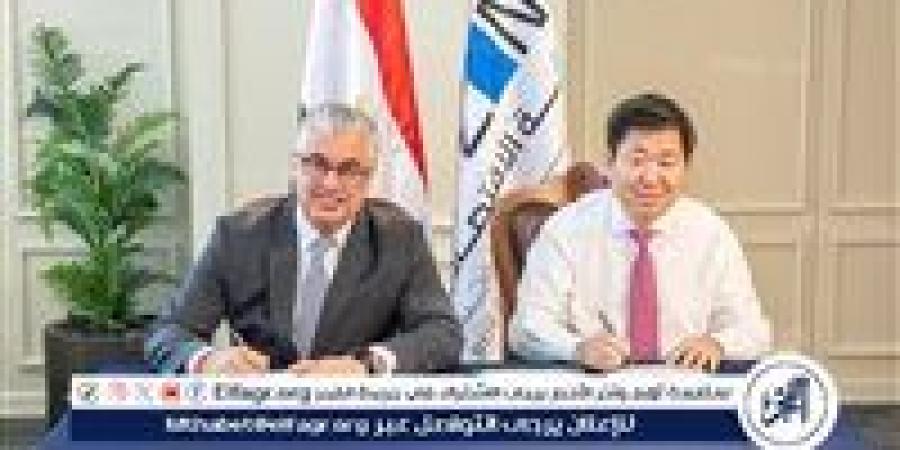 عاجل- باستثمارات 17 مليون دولار.. المنطقة الاقتصادية لقناة السويس توقع عقد مشروع صيني لصناعة الأقمشة الزخرفية في القنطرة غرب - الكويت الاخباري