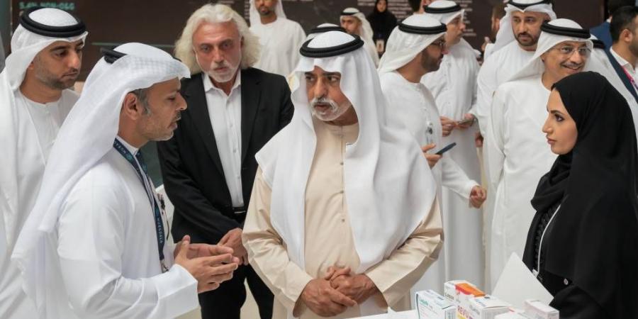 نهيان بن مبارك: دور ريادي للإمارات في مستقبل الصناعة العالمي - الكويت الاخباري