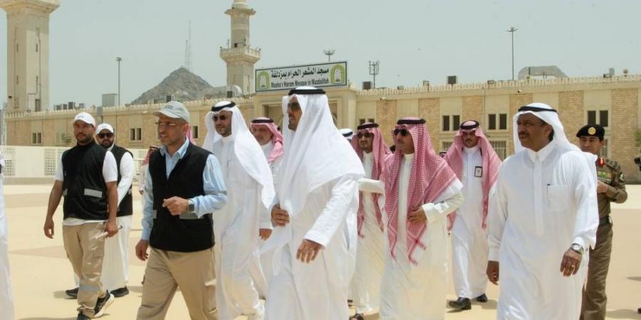 نائب أمير مكة يتفقد المشاعر للتأكد من جاهزيتها للحج - الكويت الاخباري