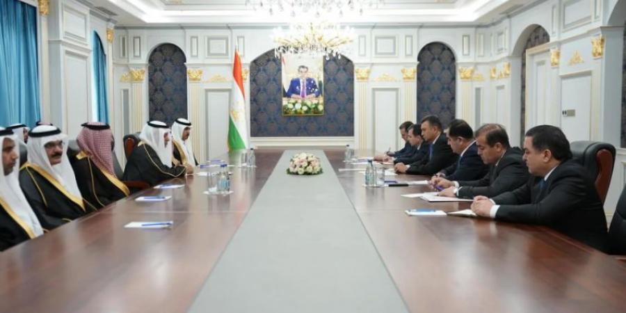 رئيس الوزراء الطاجيكي يلتقي رئيس اتحاد الغرف السعودية والوفد المرافق له - الكويت الاخباري