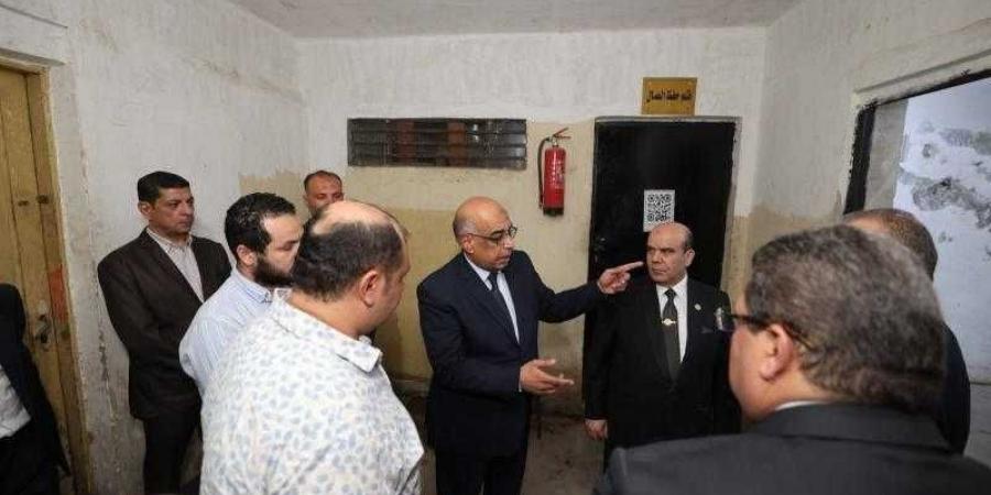 وزير العدل يتفقد أعمال تطوير محكمة جنوب الجيزة الابتدائية - الكويت الاخباري