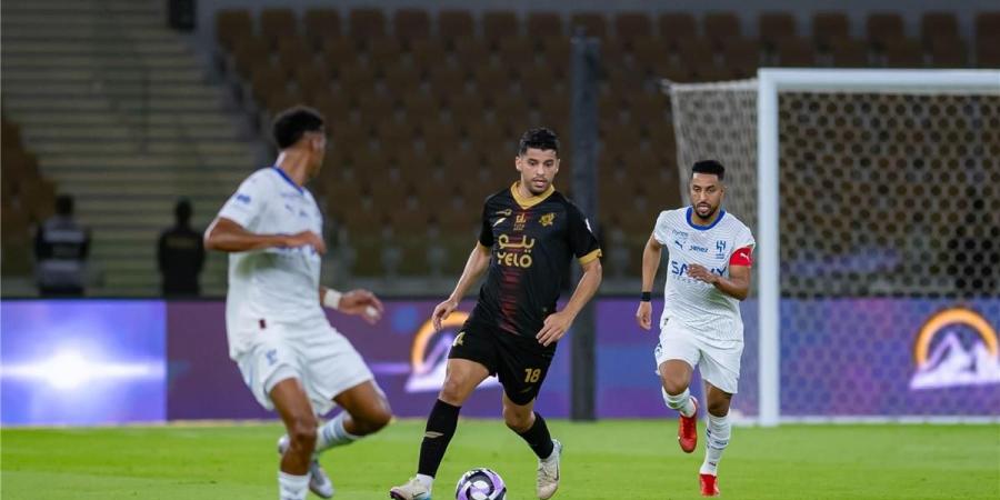 شاهد .. الهلال يخطف تعادلا مثيرا من الوحدة فى الدورى السعودى - الكويت الاخباري