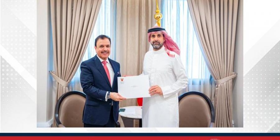 وكيل وزارة الخارجية للشؤون السياسية يستقبل القنصل الفخري لجمهورية جنوب أفريقيا لدى المملكة - الكويت الاخباري