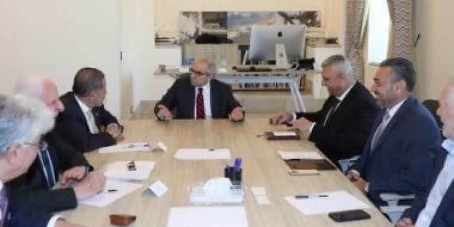 لبنان: وضع جدول زمنى لتسليم سلاح المخيمات الفلسطينية - الكويت الاخباري