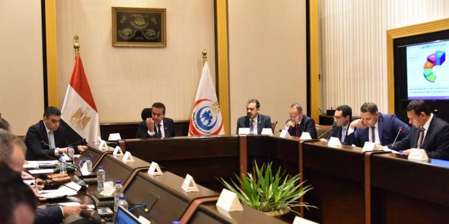 وزير الصحة يترأس اجتماع مجلس إدارة صندوق مواجهة الطوارئ الطبية - الكويت الاخباري