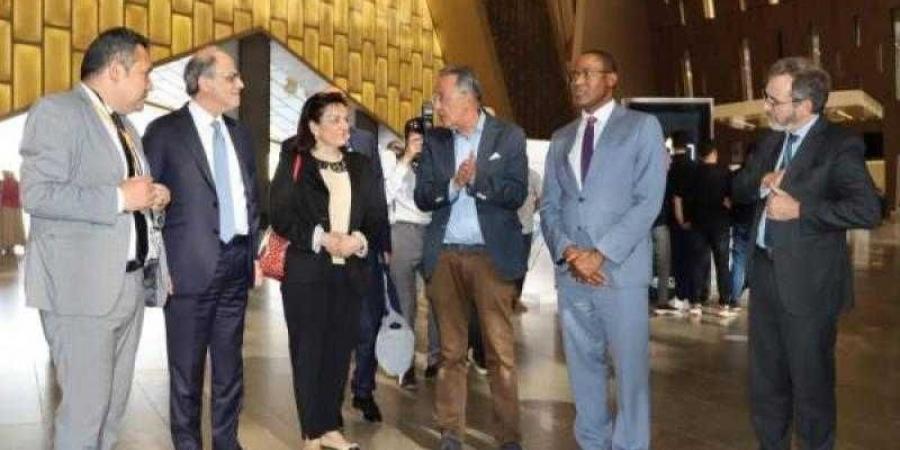 ولي عهد إمارة الفجيرة ونائب مدير عام صندوق النقد الدولي ومدير إدارة الشرق الأوسط وآسيا الوسطى بالصندوق يزورون المتحف المصري الكبير - الكويت الاخباري