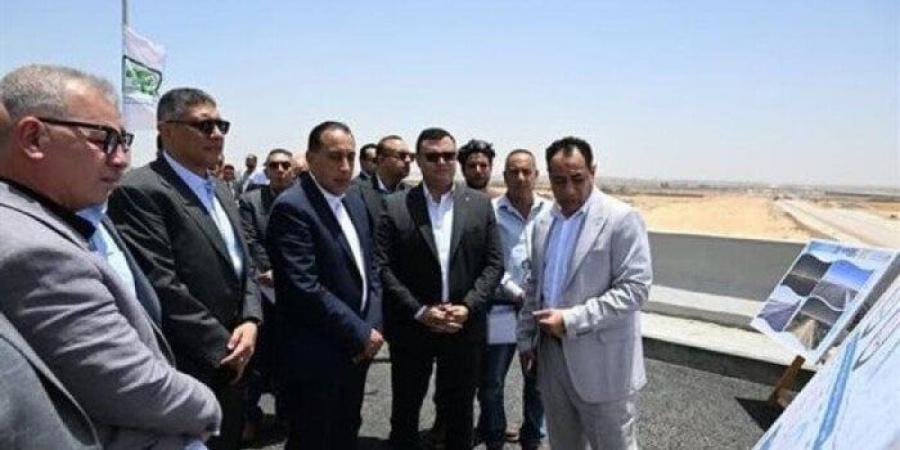 وزير البترول ومحافظ الوادي الجديد يفتتحان محطة تخفيض ضغط الغاز الطبيعي الدائمة بالخارجة - الكويت الاخباري