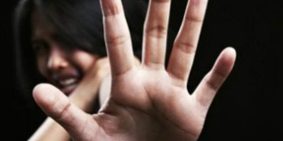 خلافات بسبب الميراث.. سيدة تتهم شقيق زوجها بالتعدي عليها - الكويت الاخباري