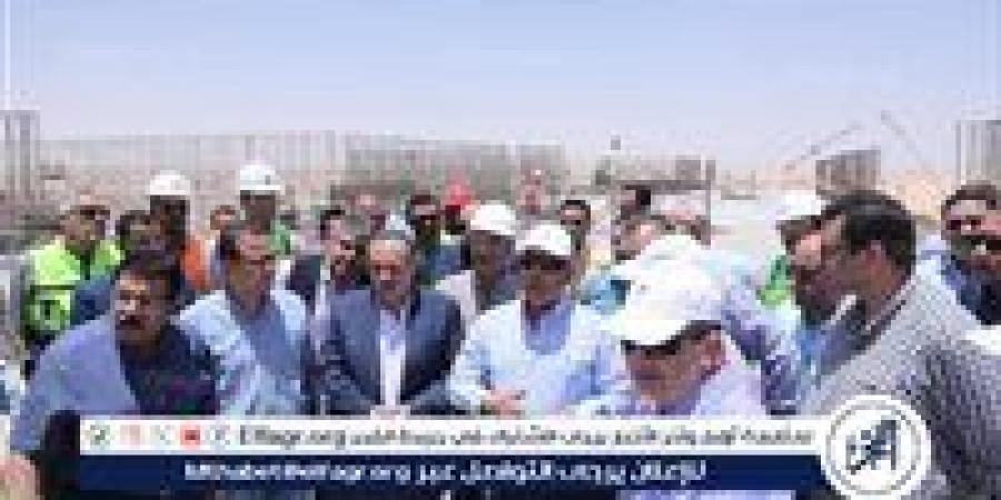 تعرف على تفاصيل زيارة نائب رئيس الوزراء ووزير النقل والصناعة لمحافظة أسيوط اليوم - الكويت الاخباري
