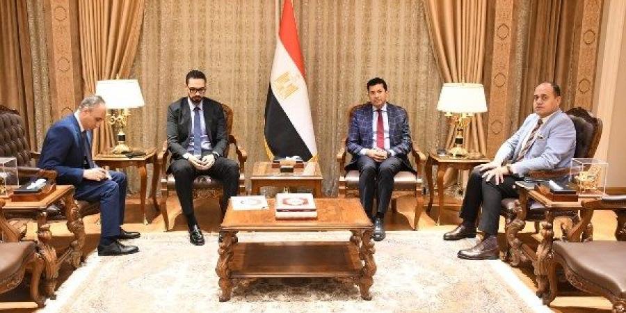 لمتابعة تطوير اللعبة.. وزير الرياضة يلتقي رئيس اتحاد الجودو - الكويت الاخباري