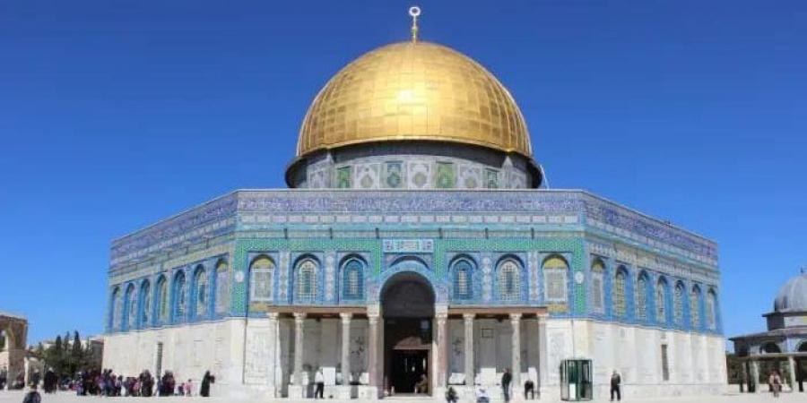 خطيب المسجد الأقصى: الاحتلال حول القدس إلى ثكنة عسكرية ويفرض سيطرة تامة على الأبواب - الكويت الاخباري