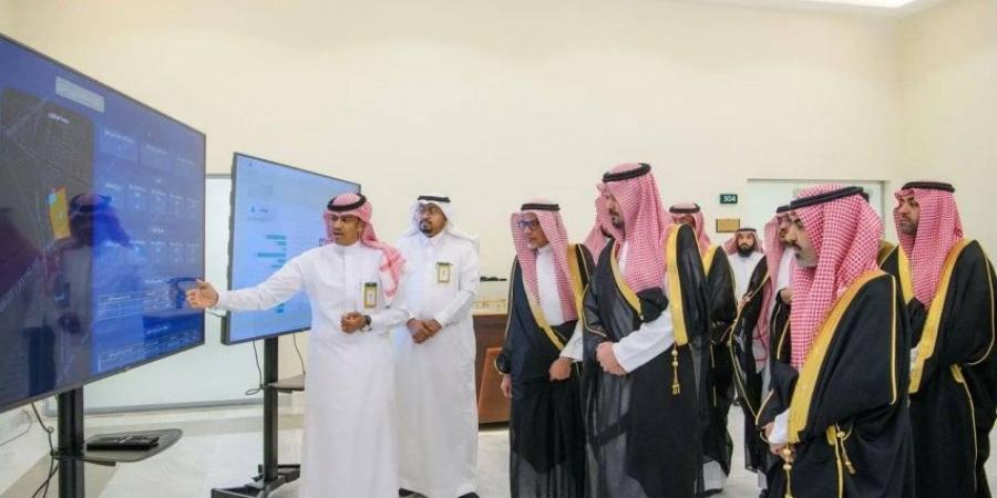 أمير منطقة المدينة المنورة يتفقد مركز الترحيب واستقبال الحجاج على طريق الهجرة - الكويت الاخباري