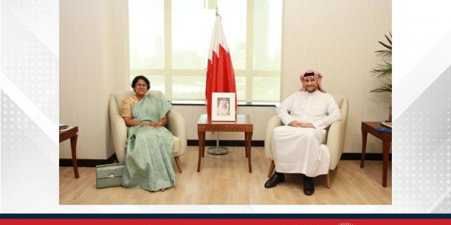 الرئيس التنفيذي لهيئة تنظيم سوق العمل يستقبل سفيرة جمهورية سريلانكا لدى مملكة البحرين - الكويت الاخباري