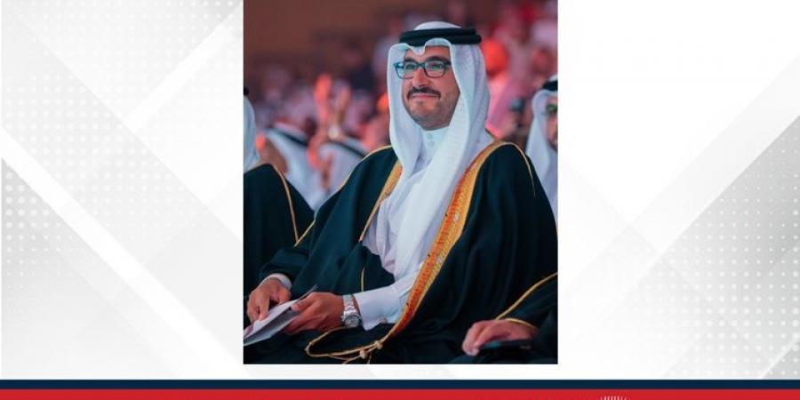 سمو الشيخ عيسى بن سلمان بن حمد وسمو الشيخ محمد بن سلمان بن حمد يحضران حفل تخرج الفوج الرابع والثلاثين من مدرسة ابن خلدون الوطنية - الكويت الاخباري